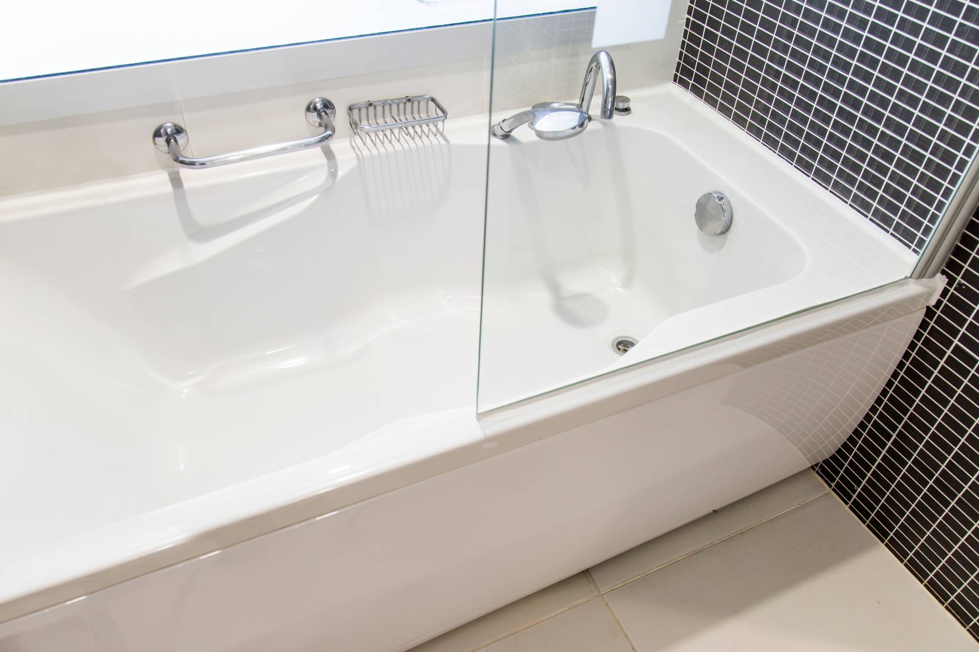 Bathtub Repair in Walnut Creek CA Bathtub Repair in Walnut Creek CA